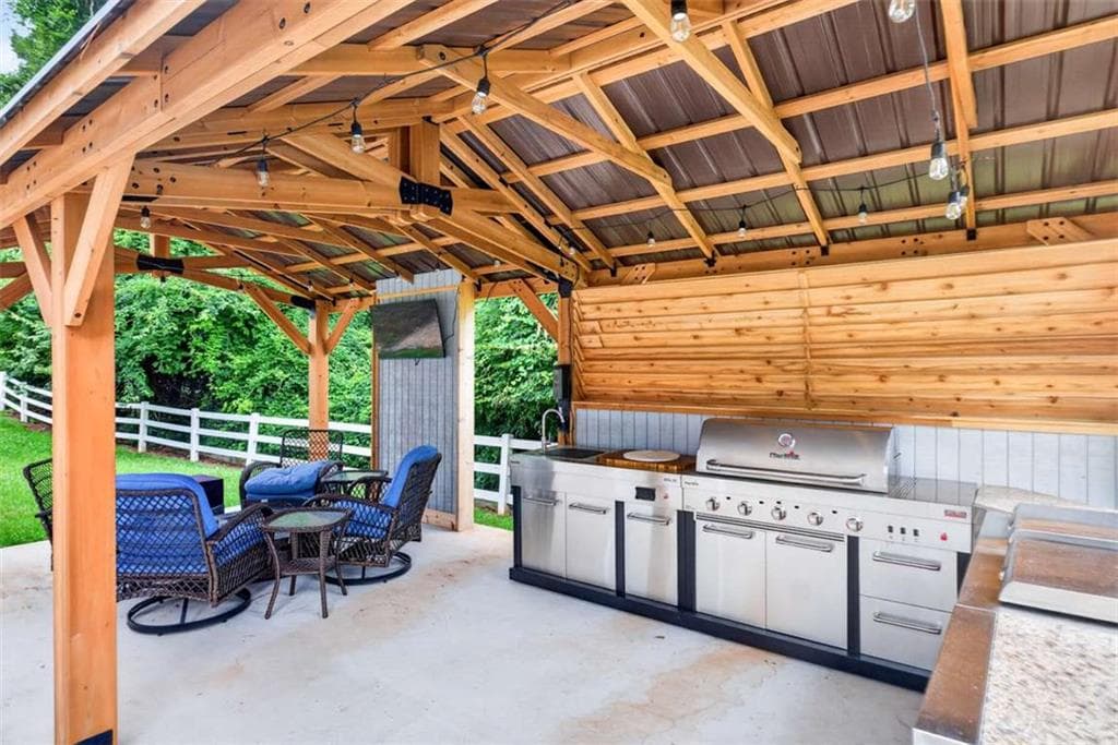 4 bedroom, 3 bathroom, 3,426 sq ft single family residence for sale at 59 Players Lane, Hartwell, GA 30643 — photo 9