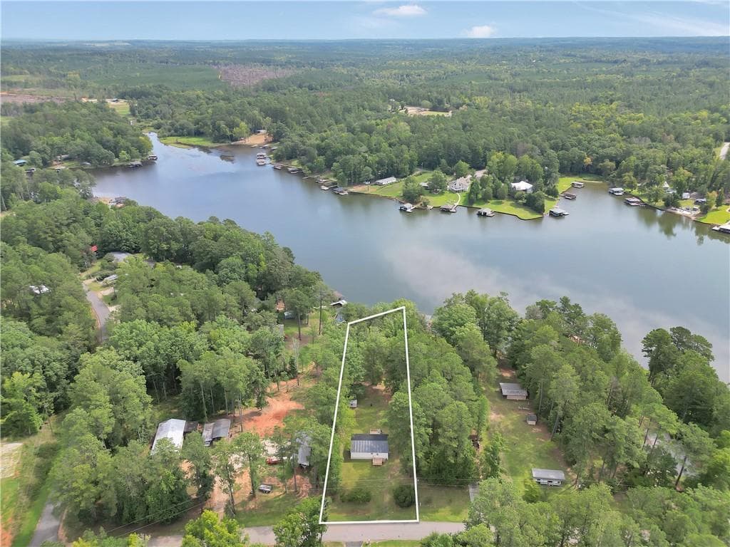 3 bedroom, 2 bathroom, 1,152 sq ft single family residence for sale at 405 Loblolly Drive, Sparta, GA 31087 — photo 6