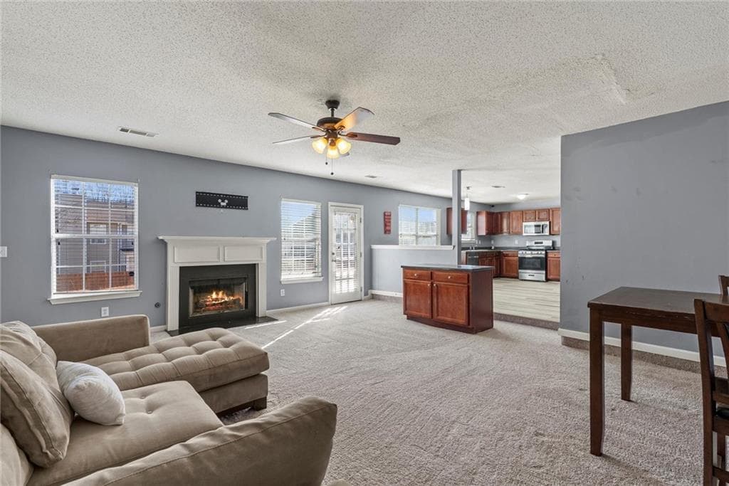 5 bedroom, 4 bathroom, 3,736 sq ft single family residence for sale at 541 Hamlet Drive, Hampton, GA 30228 — photo 6