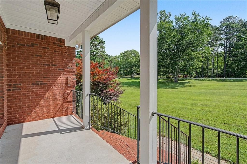 6 bedroom, 3 bathroom, 5,470 sq ft single family residence for sale at 994 Rainey Road, Temple, GA 30179 — photo 9
