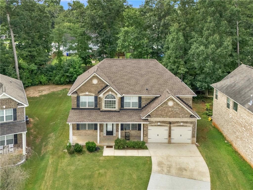 4 bedroom, 3 bathroom, 2,730 sq ft single family residence for sale at 357 Astoria Way, Mcdonough, GA 30253 — photo 2