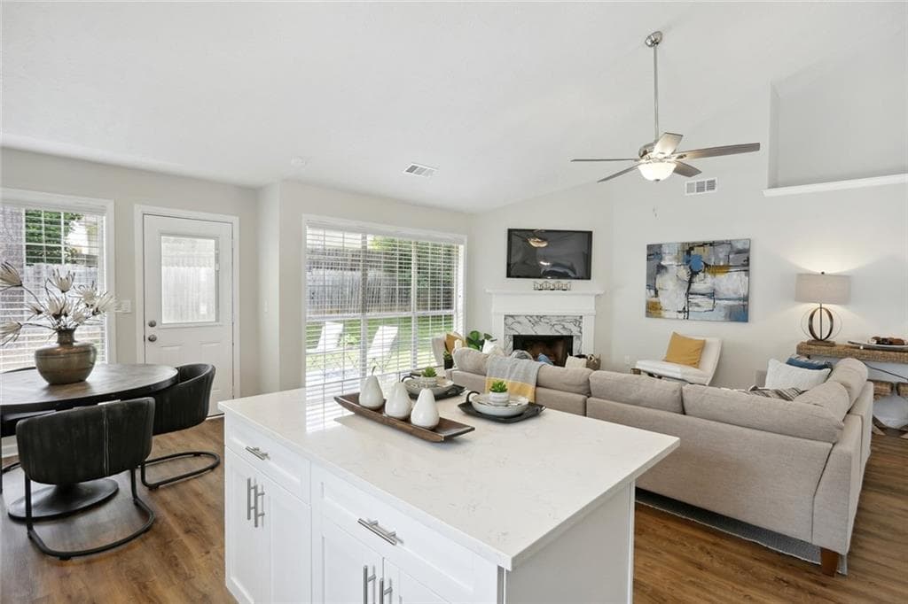 4 bedroom, 2 bathroom, 1,974 sq ft single family residence for sale at 1895 Conners Court, Lawrenceville, GA 30044 — photo 10