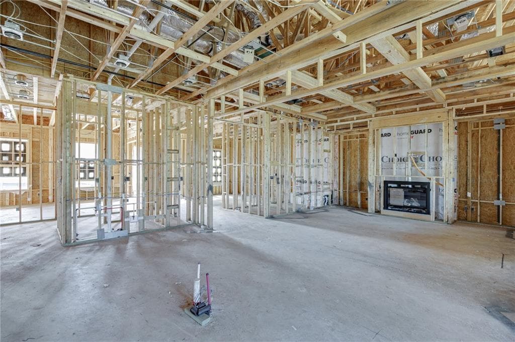 4 bedroom, 5 bathroom, 3,465 sq ft single family residence for sale at 65 Lake Vista Court, Statham, GA 30666 — photo 5