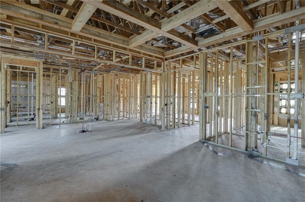 4 bedroom, 5 bathroom, 3,465 sq ft single family residence for sale at 65 Lake Vista Court, Statham, GA 30666 — photo 7