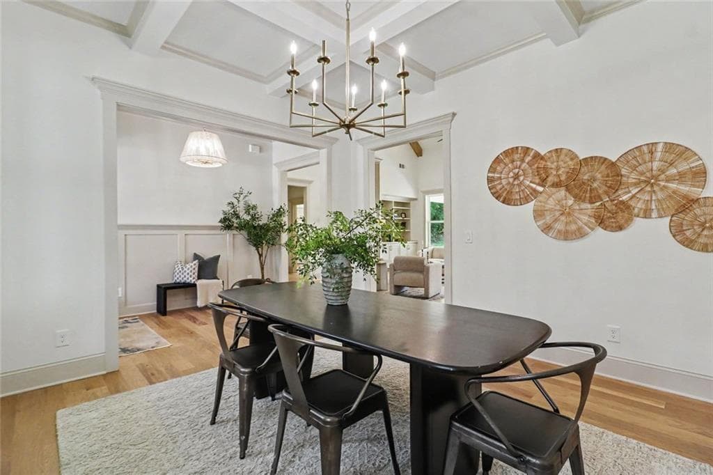 5 bedroom, 4 bathroom, 3,309 sq ft single family residence for sale at 105 W Lake Boulevard, Carrollton, GA 30116 — photo 8