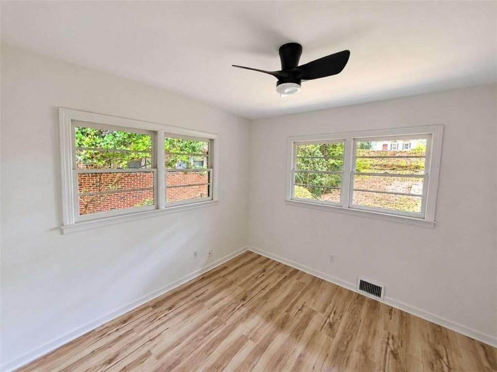 3 bedroom, 2 bathroom, 1,135 sq ft single family residence for sale at 3565 Glenwood Road, Decatur, GA 30032 — photo 10