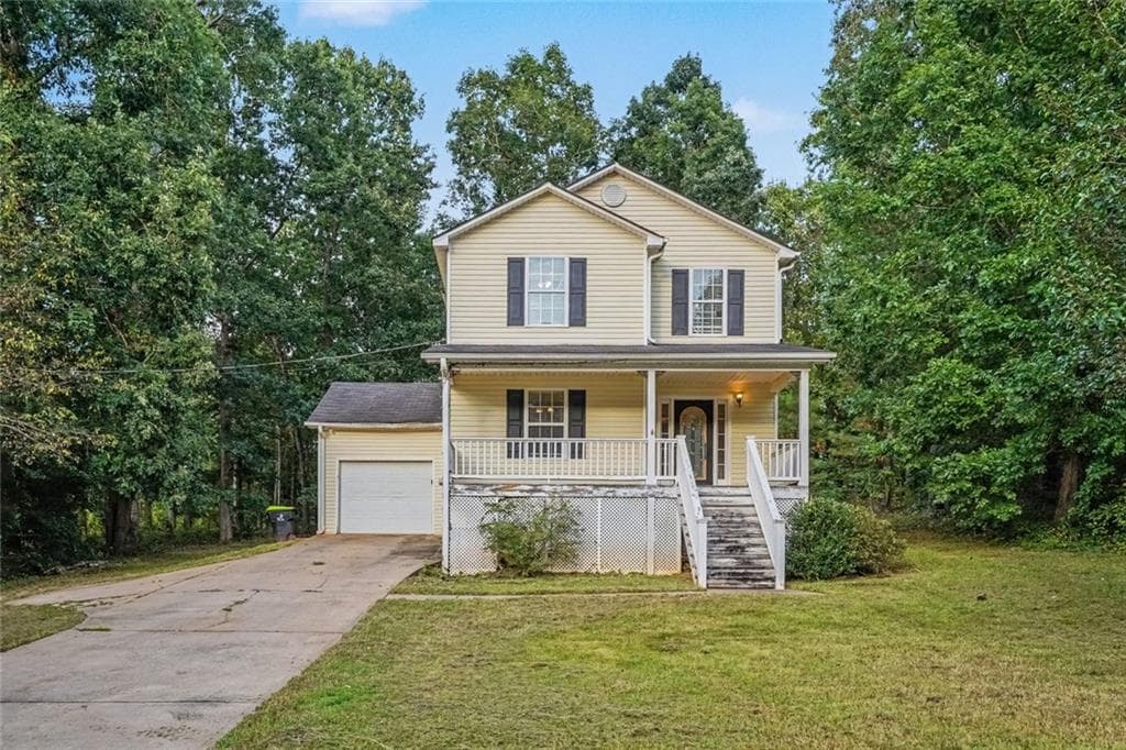3 bedroom, 3 bathroom, 1,976 sq ft single family residence for sale at 45 Hunters Ridge Court, Covington, GA 30014 — photo 3