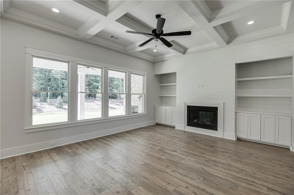 4 bedroom, 3 bathroom, 2,549 sq ft single family residence for sale at 357 Lake Vista Drive, Statham, GA 30666 — photo 6