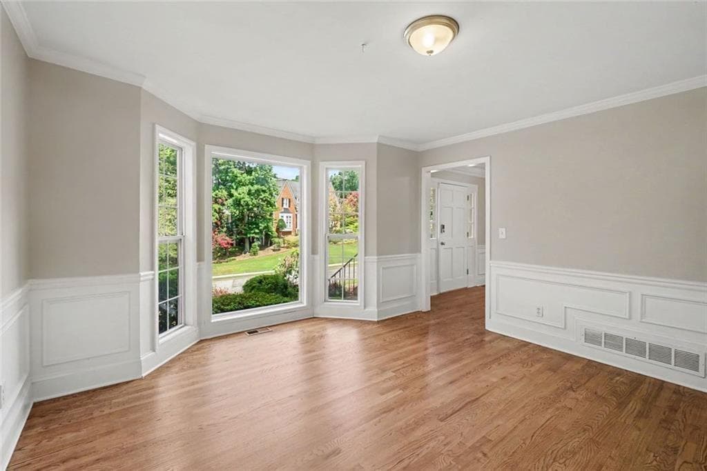 5 bedroom, 3 bathroom, 3,967 sq ft single family residence for sale at 5796 Brookstone View, Acworth, GA 30101 — photo 8