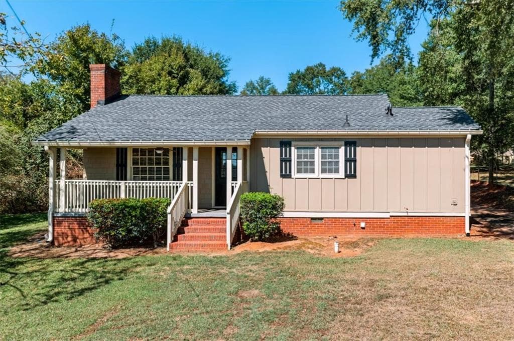 1 bedroom, 1 bathroom, 913 sq ft single family residence for sale at 56 Euharlee Road, Euharlee, GA 30120