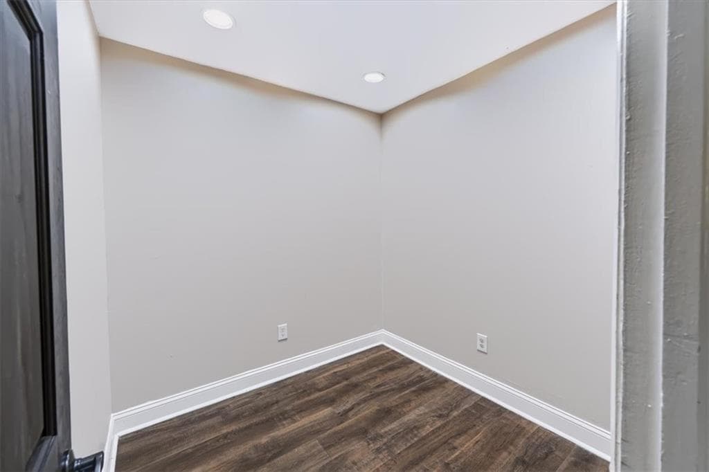 1 bedroom, 1 bathroom, 913 sq ft single family residence for sale at 56 Euharlee Road, Euharlee, GA 30120 — photo 9