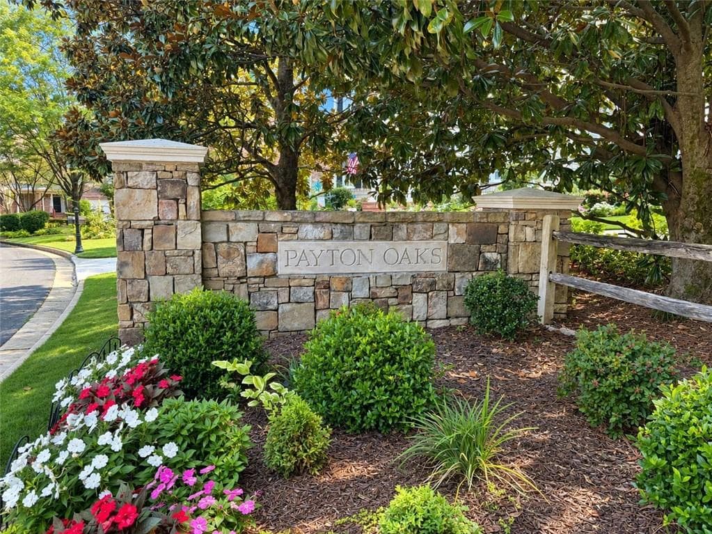 7 bedroom, 6 bathroom, 6,333 sq ft single family residence for sale at 2821 Payton Oaks Drive, Atlanta, GA 30345 — photo 3