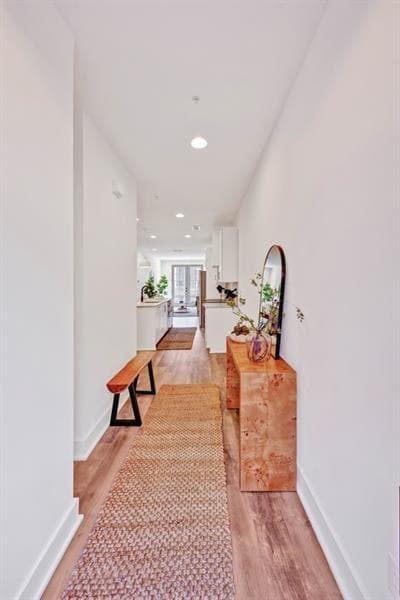 1 bedroom, 1 bathroom, 870 sq ft townhouse for sale at 14 Becker Place, Atlanta, GA 30307 — photo 3