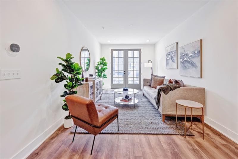 1 bedroom, 1 bathroom, 870 sq ft townhouse for sale at 14 Becker Place, Atlanta, GA 30307 — photo 8