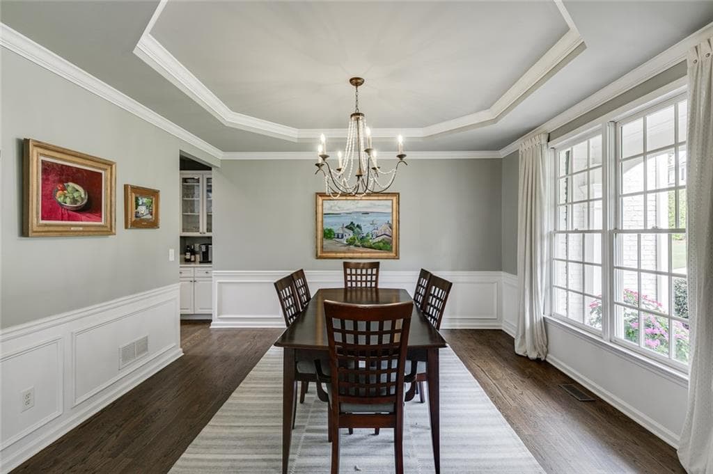 5 bedroom, 4 bathroom, 5,606 sq ft single family residence for sale at 514 Streamwood Ivy Trail, Suwanee, GA 30024 — photo 7
