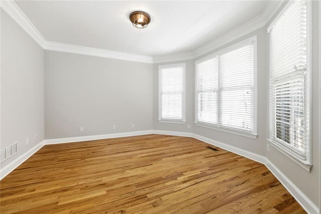 3 bedroom, 4 bathroom, 3,531 sq ft single family residence for sale at 5576 Riverwalk Court, Gainesville, GA 30506 — photo 10