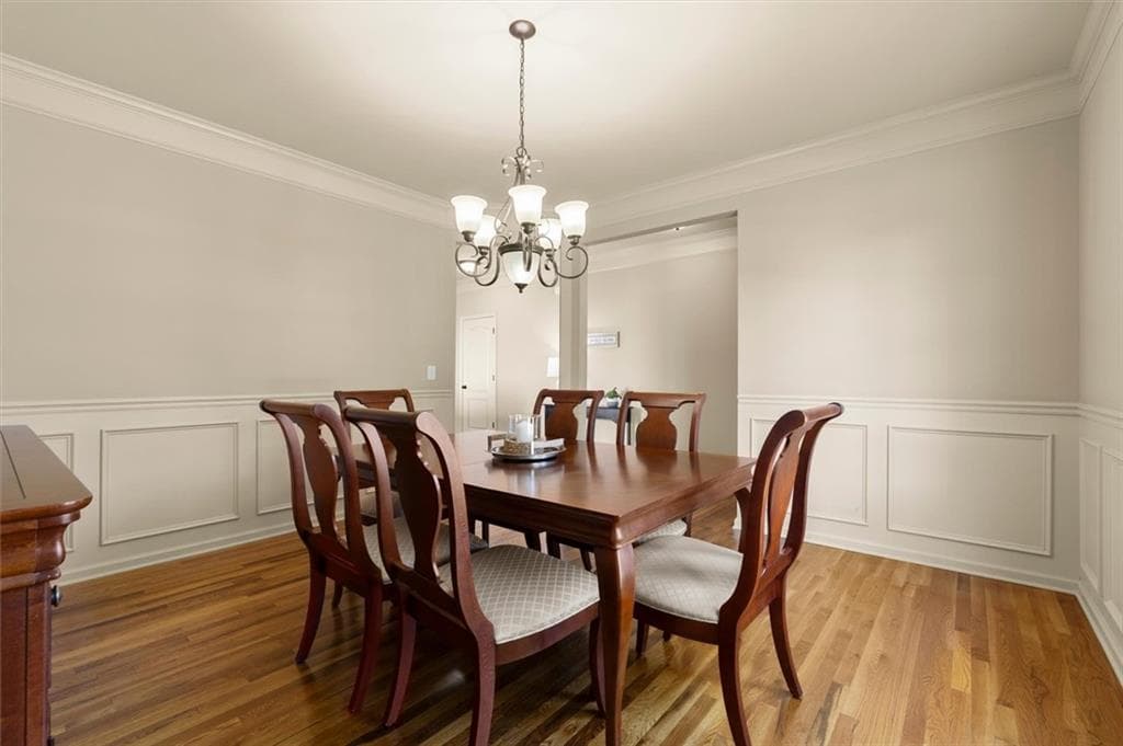 5 bedroom, 4 bathroom, 3,379 sq ft single family residence for sale at 310 Nichols Ridge Pointe, Suwanee, GA 30024 — photo 4