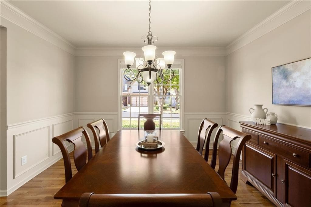 5 bedroom, 4 bathroom, 3,379 sq ft single family residence for sale at 310 Nichols Ridge Pointe, Suwanee, GA 30024 — photo 6