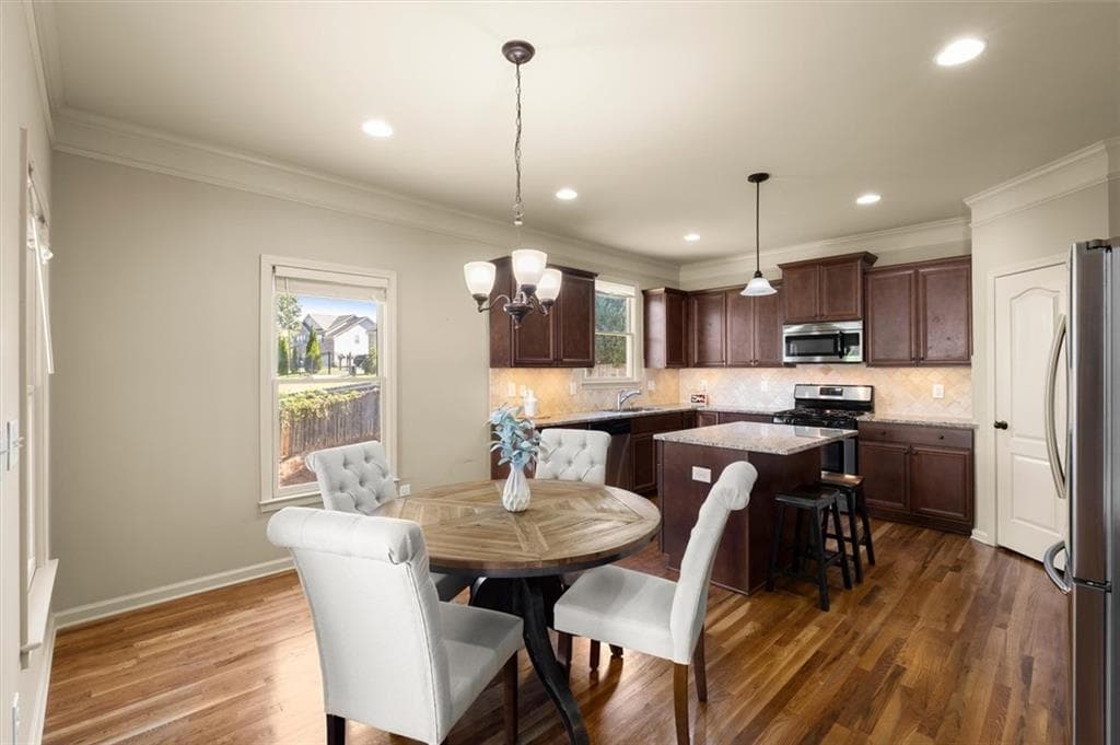 5 bedroom, 4 bathroom, 3,379 sq ft single family residence for sale at 310 Nichols Ridge Pointe, Suwanee, GA 30024 — photo 10