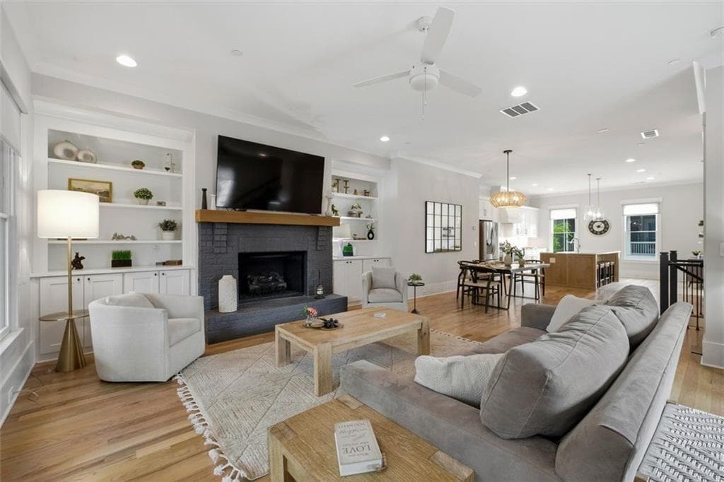 4 bedroom, 4 bathroom, 2,925 sq ft townhouse for sale at 1033 Endeavour Court, Marietta, GA 30064 — photo 5