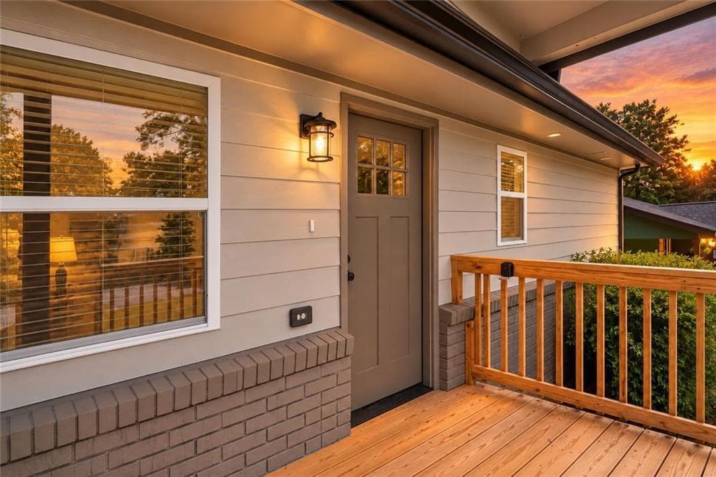 3 bedroom, 2 bathroom, 1,150 sq ft single family residence for rent at 1639 Bridgeport Drive, Atlanta, GA 30318 for $2,550 a month — photo 3