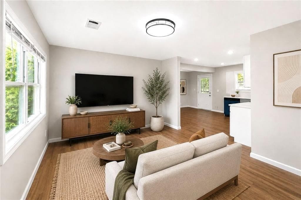 3 bedroom, 2 bathroom, 1,150 sq ft single family residence for rent at 1639 Bridgeport Drive, Atlanta, GA 30318 for $2,550 a month — photo 5