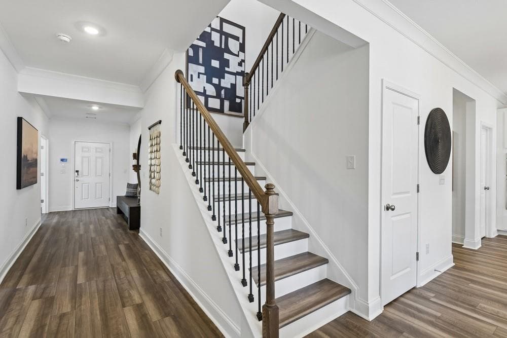 5 bedroom, 5 bathroom, 3,504 sq ft single family residence for sale at 2365 Dreycott Lane, Lawrenceville, GA 30043 — photo 8
