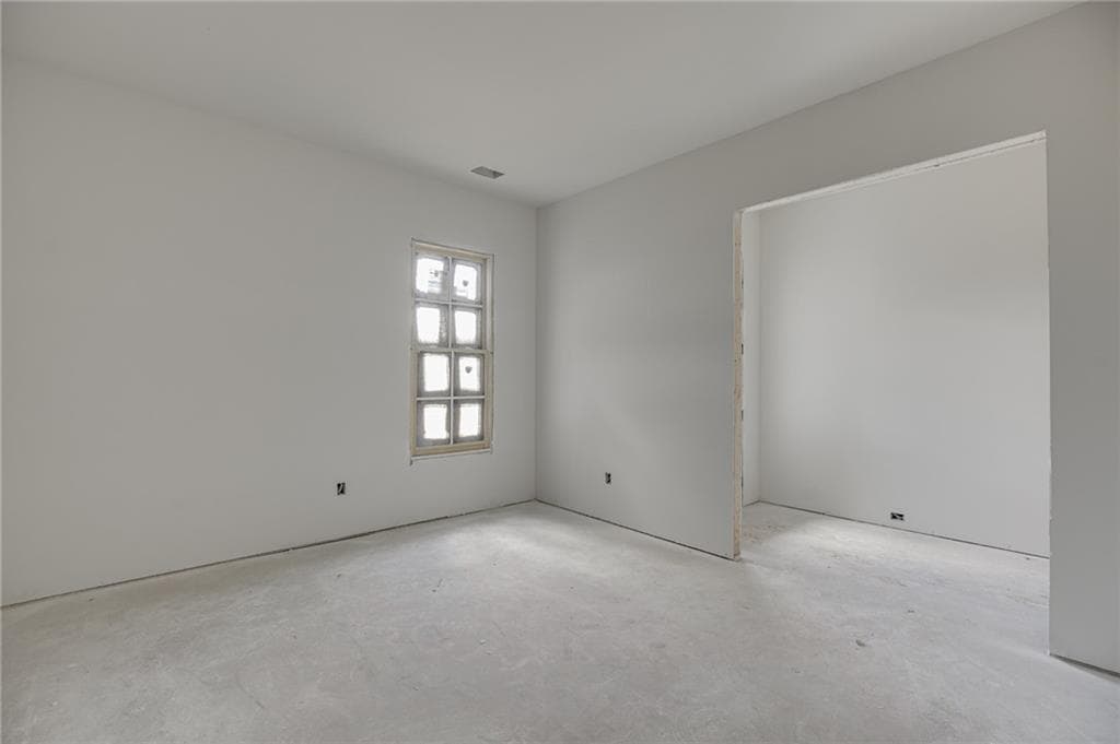 4 bedroom, 4 bathroom, 3,582 sq ft single family residence for sale at 423 Lake Vista Drive, Statham, GA 30666 — photo 5