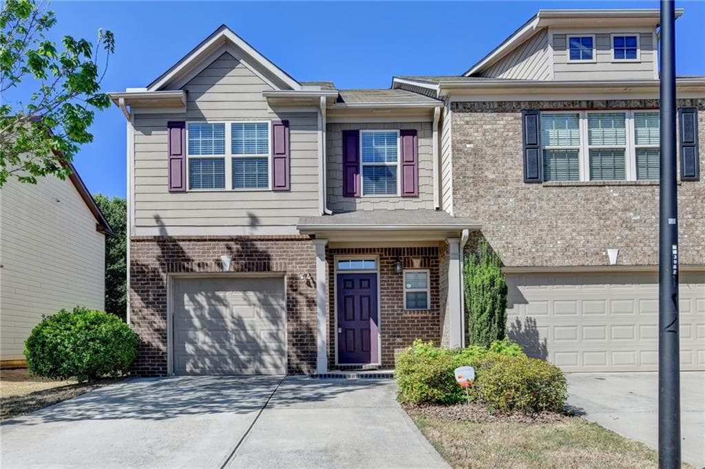 3 bedroom, 3 bathroom, 1,900 sq ft townhouse for rent at 2520 Morgan Chase Drive, Buford, GA 30519 for $2,000 a month — photo 1 of 18