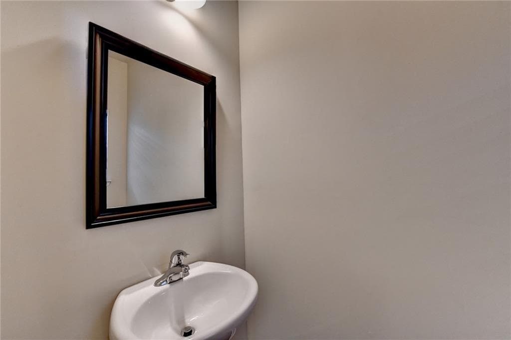 3 bedroom, 3 bathroom, 1,900 sq ft townhouse for rent at 2520 Morgan Chase Drive, Buford, GA 30519 for $2,000 a month — photo 7