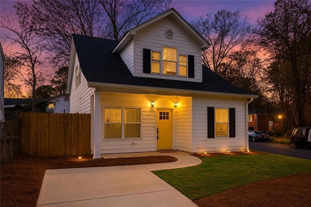 4 bedroom, 2 bathroom, 2,010 sq ft single family residence for sale at 56 Holly Road, Atlanta, GA 30314 — photo 2