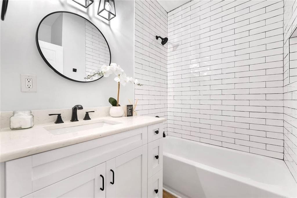 4 bedroom, 2 bathroom, 2,010 sq ft single family residence for sale at 56 Holly Road, Atlanta, GA 30314 — photo 9