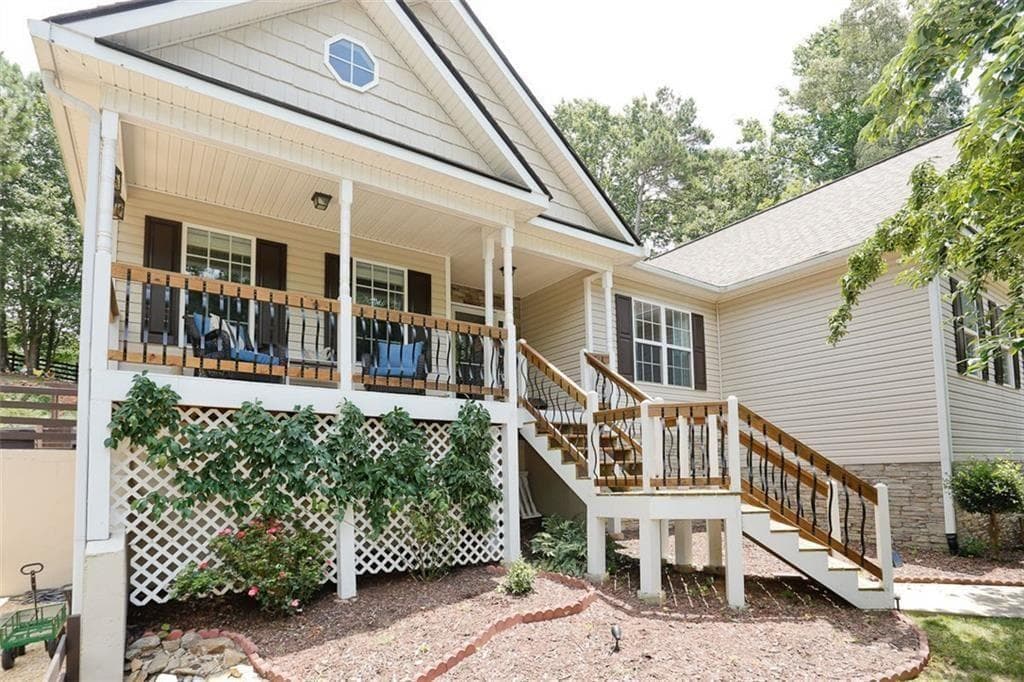 4 bedroom, 3 bathroom, 2,878 sq ft single family residence for sale at 110 Winterhawk Cove, Dawsonville, GA 30534 — photo 4