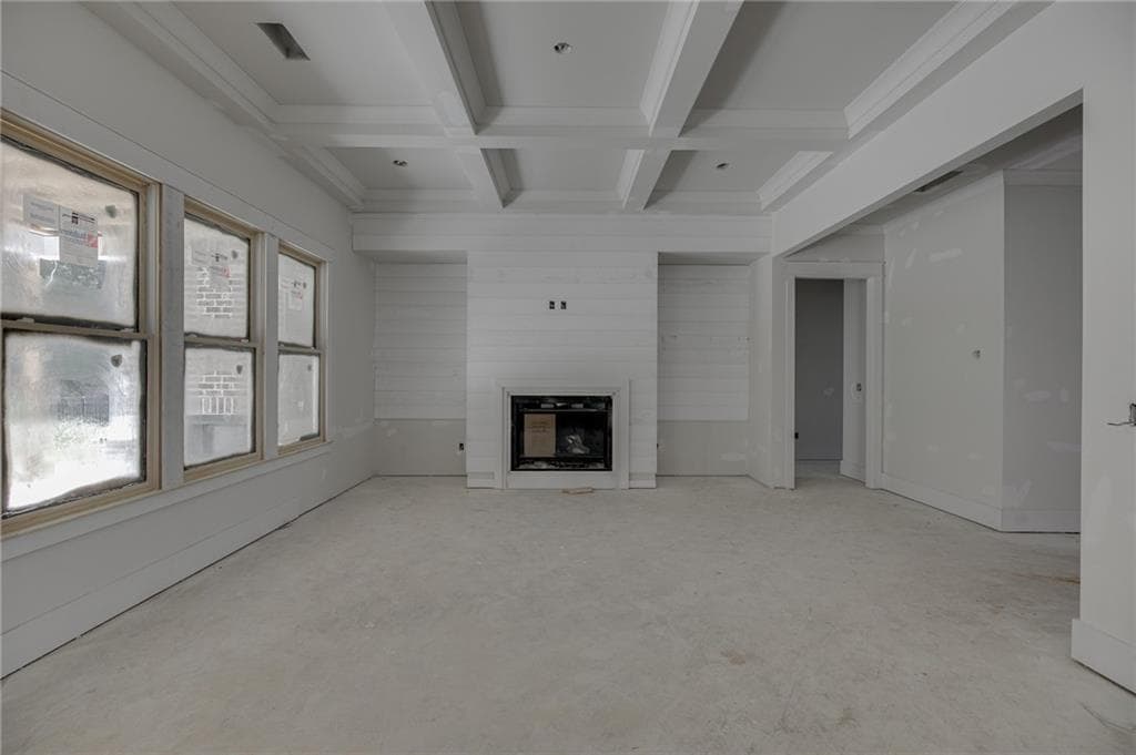 4 bedroom, 3 bathroom, 2,549 sq ft single family residence for sale at 409 Lake Vista Drive, Statham, GA 30666 — photo 5