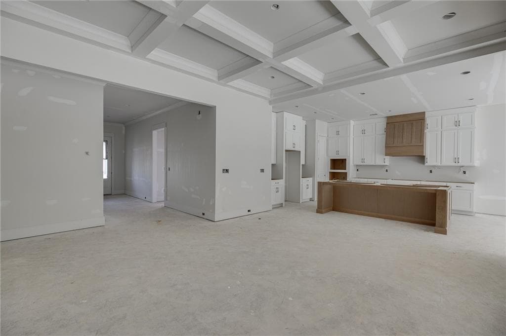 4 bedroom, 3 bathroom, 2,549 sq ft single family residence for sale at 409 Lake Vista Drive, Statham, GA 30666 — photo 7