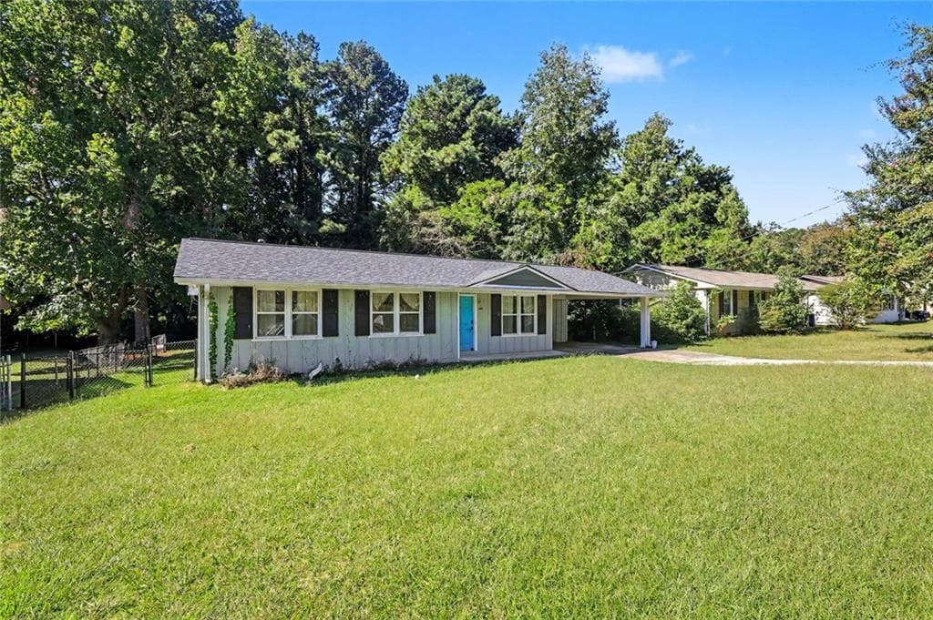 3 bedroom, 2 bathroom, 1,059 sq ft single family residence for sale at 2810 FOXLAIR Trail, South Fulton, GA 30349 — photo 7