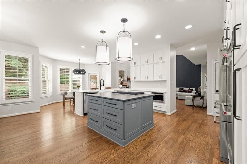 6 bedroom, 5 bathroom, 5,130 sq ft single family residence for sale at 1215 Lake Washington Circle, Lawrenceville, GA 30043 — photo 3