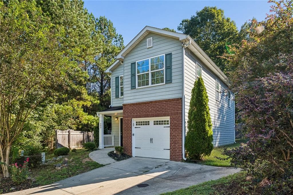 3 bedroom, 3 bathroom, 1,640 sq ft single family residence for sale at 303 Village Chase, Woodstock, GA 30188 — photo 3