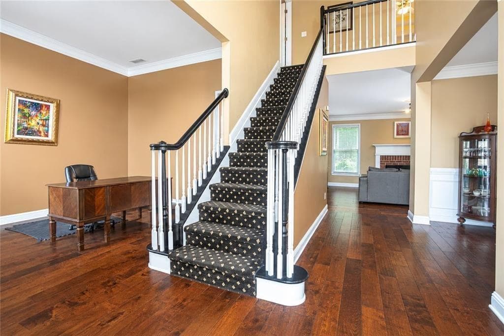 4 bedroom, 3 bathroom, 3,323 sq ft single family residence for sale at 902 Daylight Circle, Lawrenceville, GA 30045 — photo 5