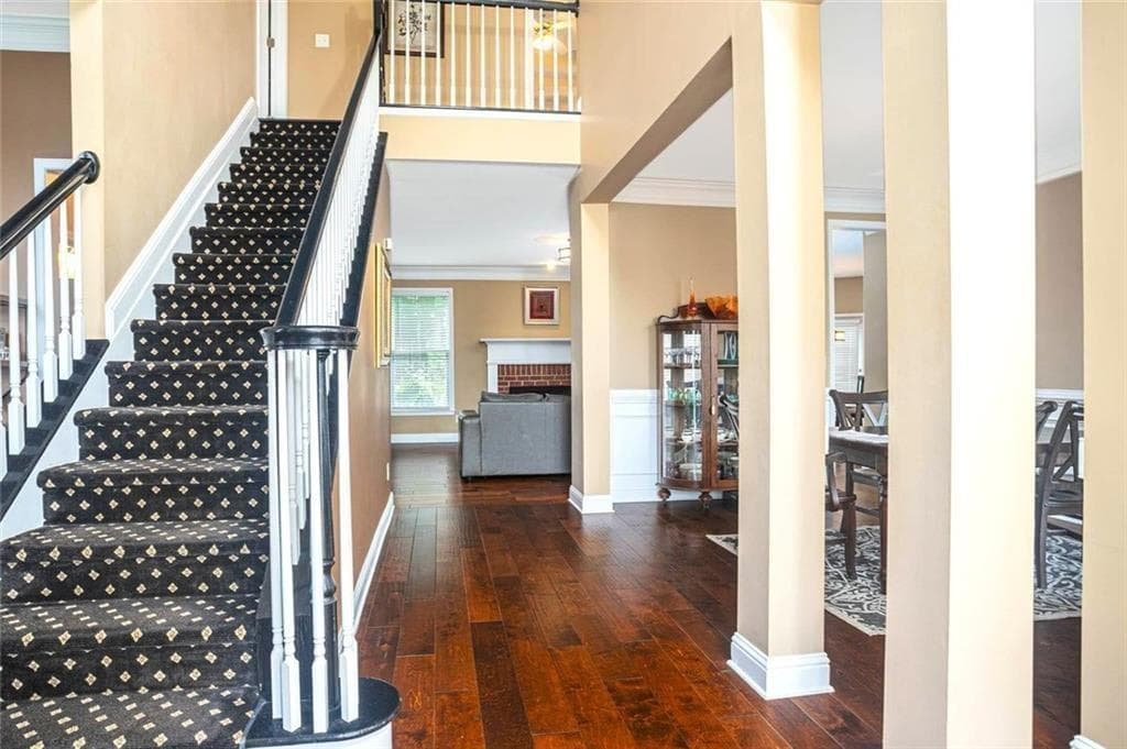 4 bedroom, 3 bathroom, 3,323 sq ft single family residence for sale at 902 Daylight Circle, Lawrenceville, GA 30045 — photo 6