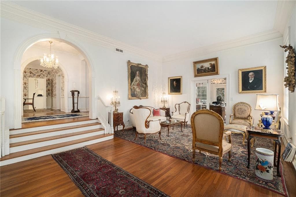 5 bedroom, 6 bathroom, 5,094 sq ft single family residence for sale at 7 W Andrews Drive, Atlanta, GA 30305 — photo 7