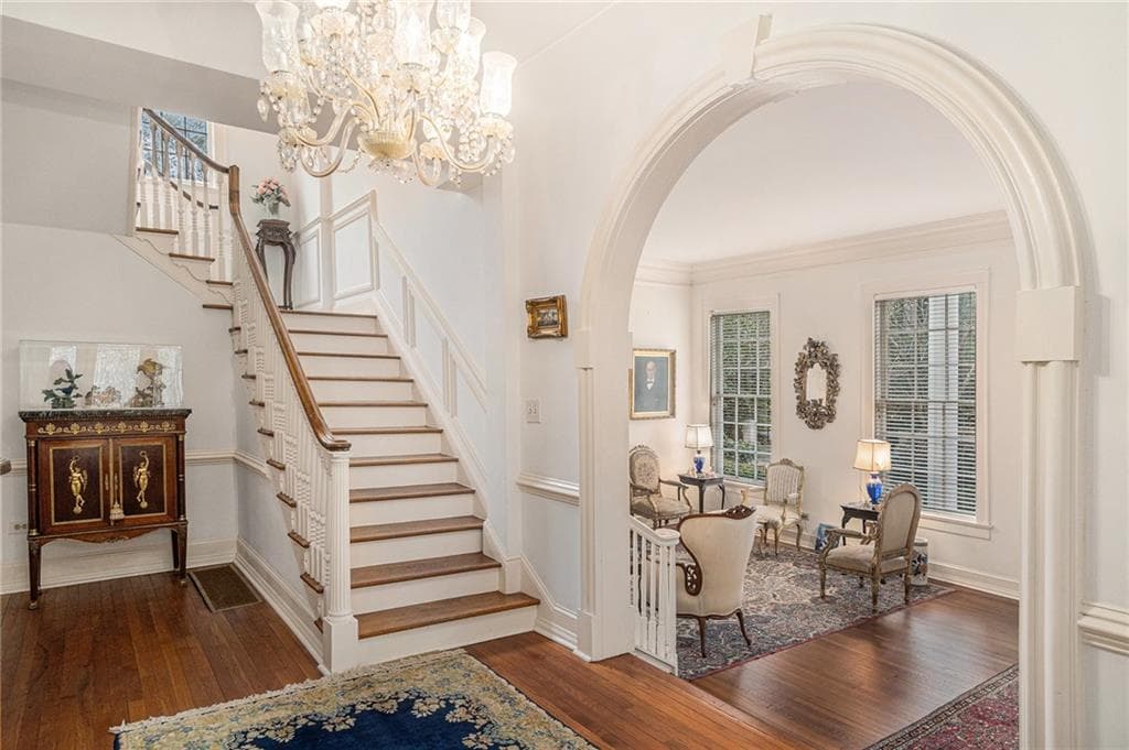 5 bedroom, 6 bathroom, 5,094 sq ft single family residence for sale at 7 W Andrews Drive, Atlanta, GA 30305 — photo 10