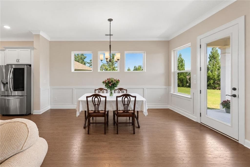 3 bedroom, 2 bathroom, 2,582 sq ft single family residence for sale at 6853 River Rock Drive, Flowery Branch, GA 30542 — photo 3