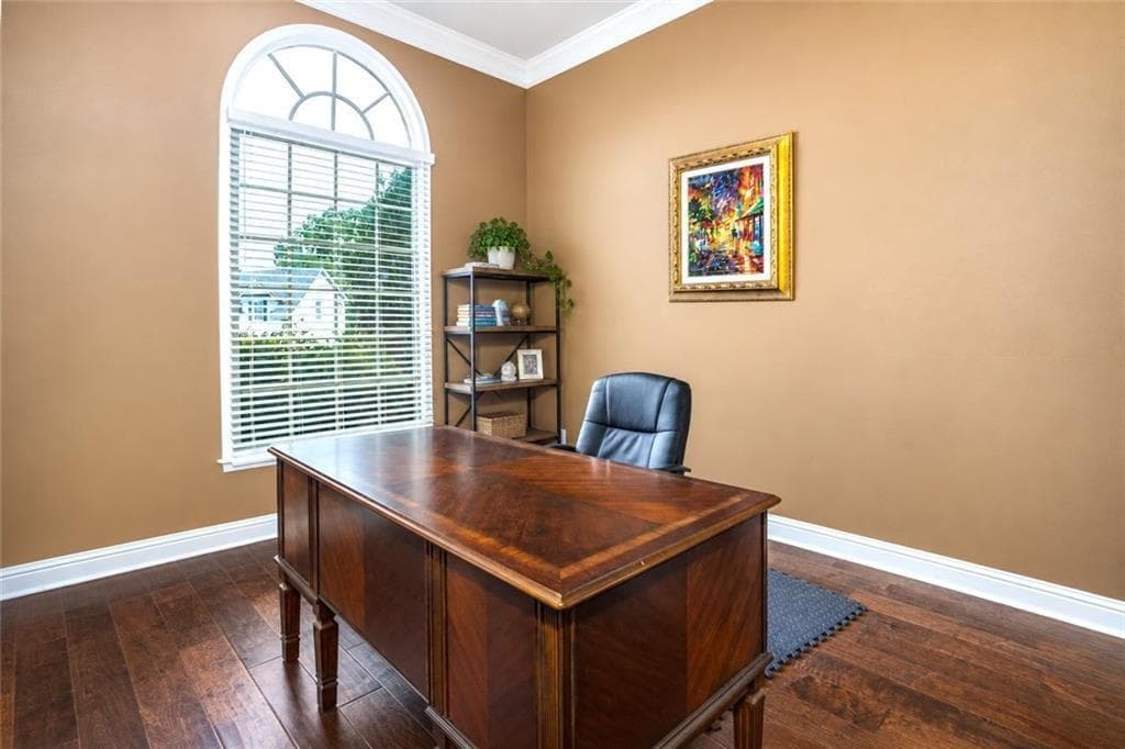 4 bedroom, 3 bathroom, 3,323 sq ft single family residence for sale at 902 Daylight Circle, Lawrenceville, GA 30045 — photo 8