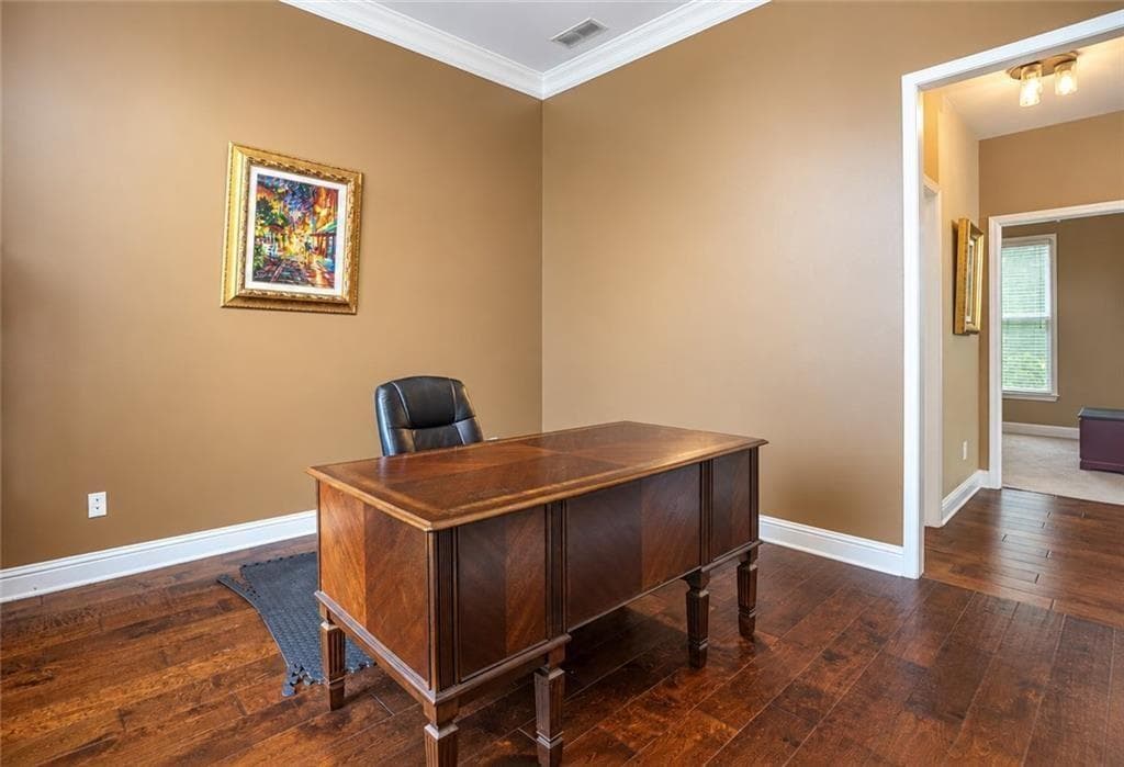 4 bedroom, 3 bathroom, 3,323 sq ft single family residence for sale at 902 Daylight Circle, Lawrenceville, GA 30045 — photo 9