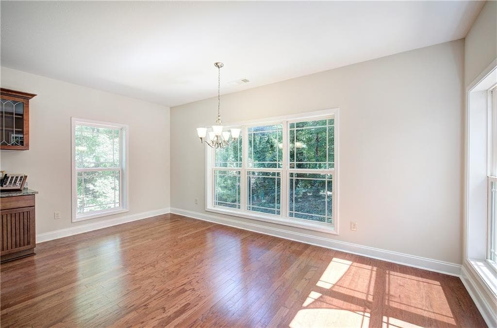 3 bedroom, 2 bathroom, 1,838 sq ft single family residence for sale at 15 Willow Wood Lane, Cartersville, GA 30120 — photo 9