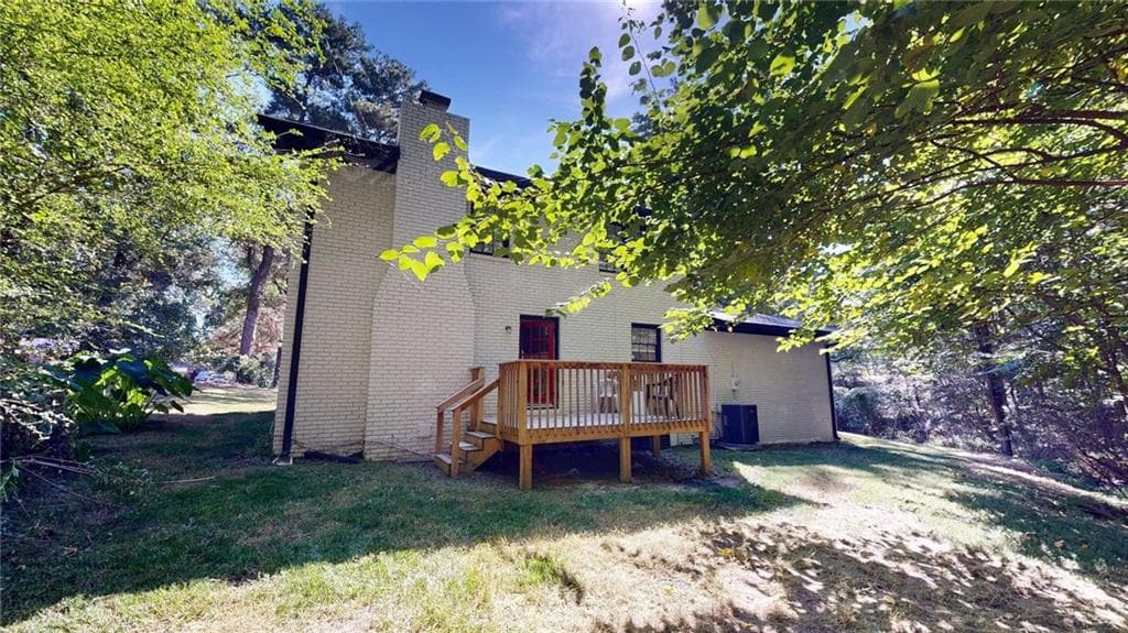 5 bedroom, 3 bathroom, 1,920 sq ft single family residence for sale at 1711 E Kellogg Circle, Douglasville, GA 30134 — photo 3