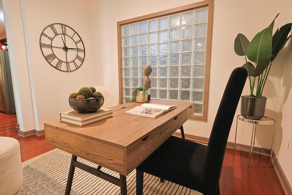 2 bedroom, 2 bathroom, 1,263 sq ft condominium for sale at 390 17th Street #2028, Atlanta, GA 30363 — photo 5