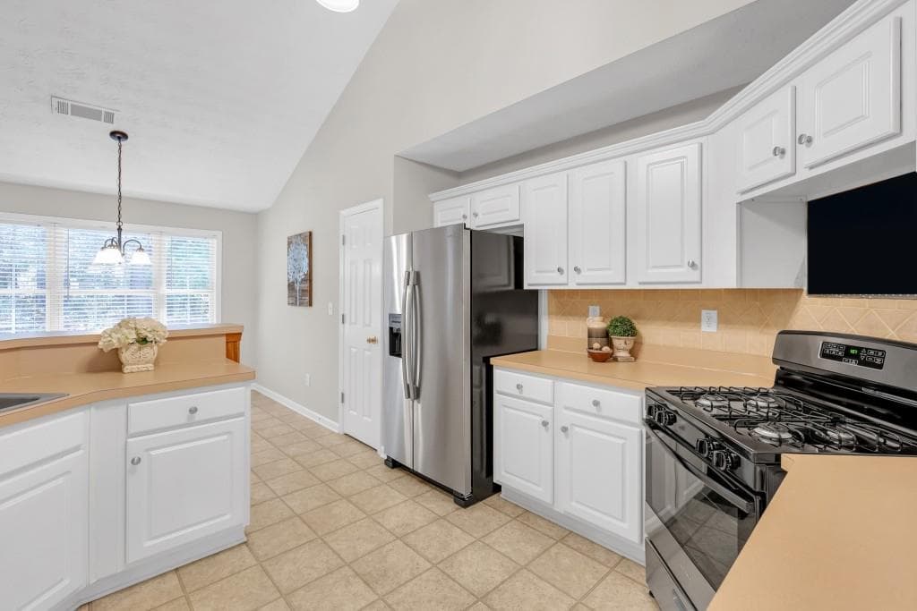 3 bedroom, 2 bathroom, 2,354 sq ft single family residence for sale at 651 Towering Pine Trail, Lawrenceville, GA 30044 — photo 9