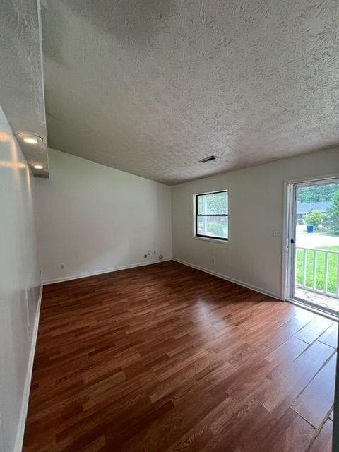 3 bedroom, 2 bathroom, 1,150 sq ft single family residence for sale at 5370 Garvey Drive, Fairburn, GA 30213 — photo 6